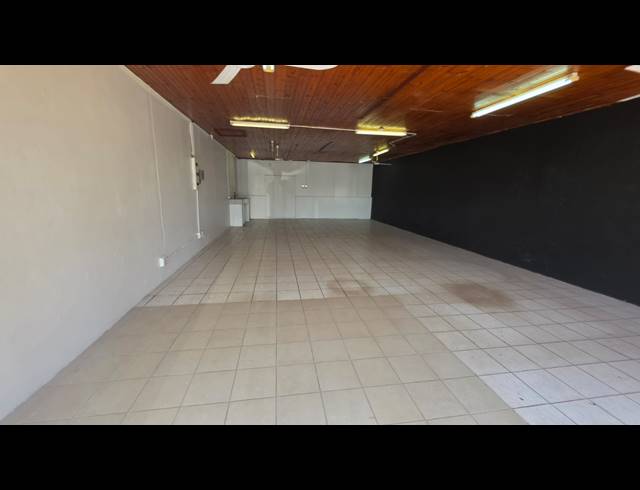 112M² RETAIL TO LET IN KULEKA